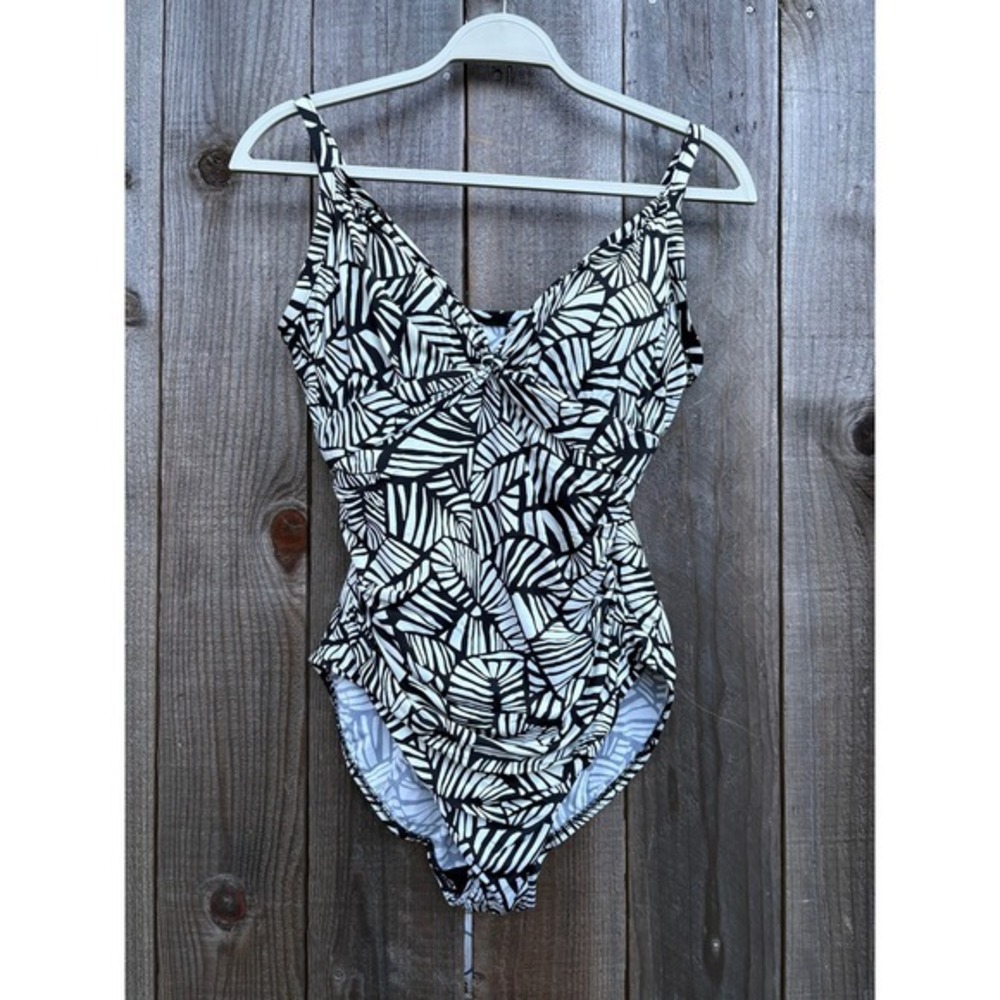 Caribbean Joe Island Supply One Piece Swimsuit Black White Leaf Print Size 14
